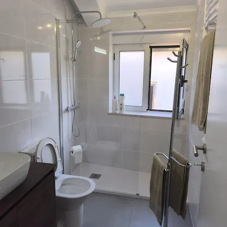 46 Steps To Beautiful In Center Apartamento Aveiro