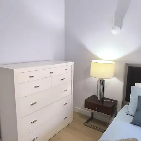 46 Steps To Beautiful In Center Apartamento Aveiro