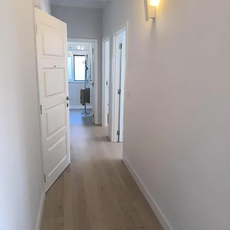 46 Steps To Beautiful In Center Apartamento